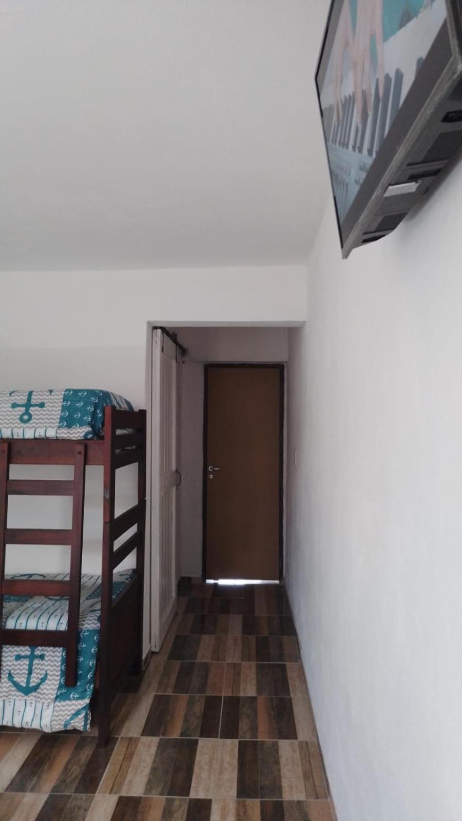 Homestay Residencia La Isabel *